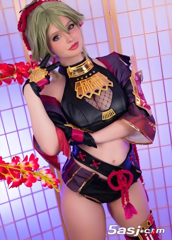 歐美Coser Mikomin游戲人物美照：小姐姐可是號(hào)稱(chēng)Cosplay界女菩薩