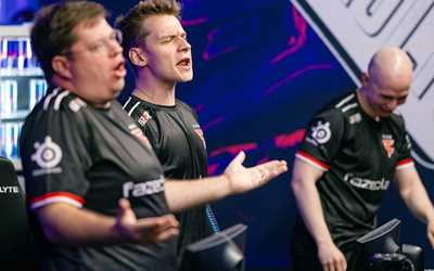FaZe 13-3碾壓HEROIC：s1mple賽后嘲諷，karrigan回應，奧斯汀Major