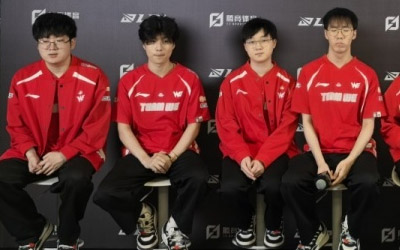 WE 0-3不敵iG止步四強(qiáng) 教練盛贊隊(duì)員沖勁 Karis坦言團(tuán)戰(zhàn)發(fā)揮不佳