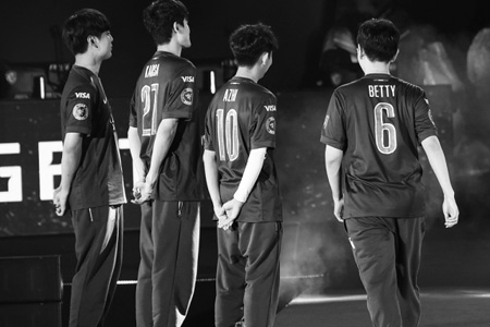 神奇！PSG成為全球唯一一支第三賽段BO5全敗卻進(jìn)S賽的