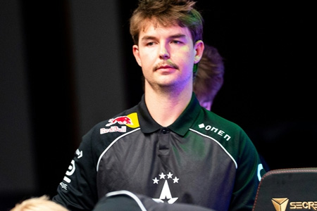 device專訪：CS傳奇人生 律師夢與電競魂 Astralis王朝