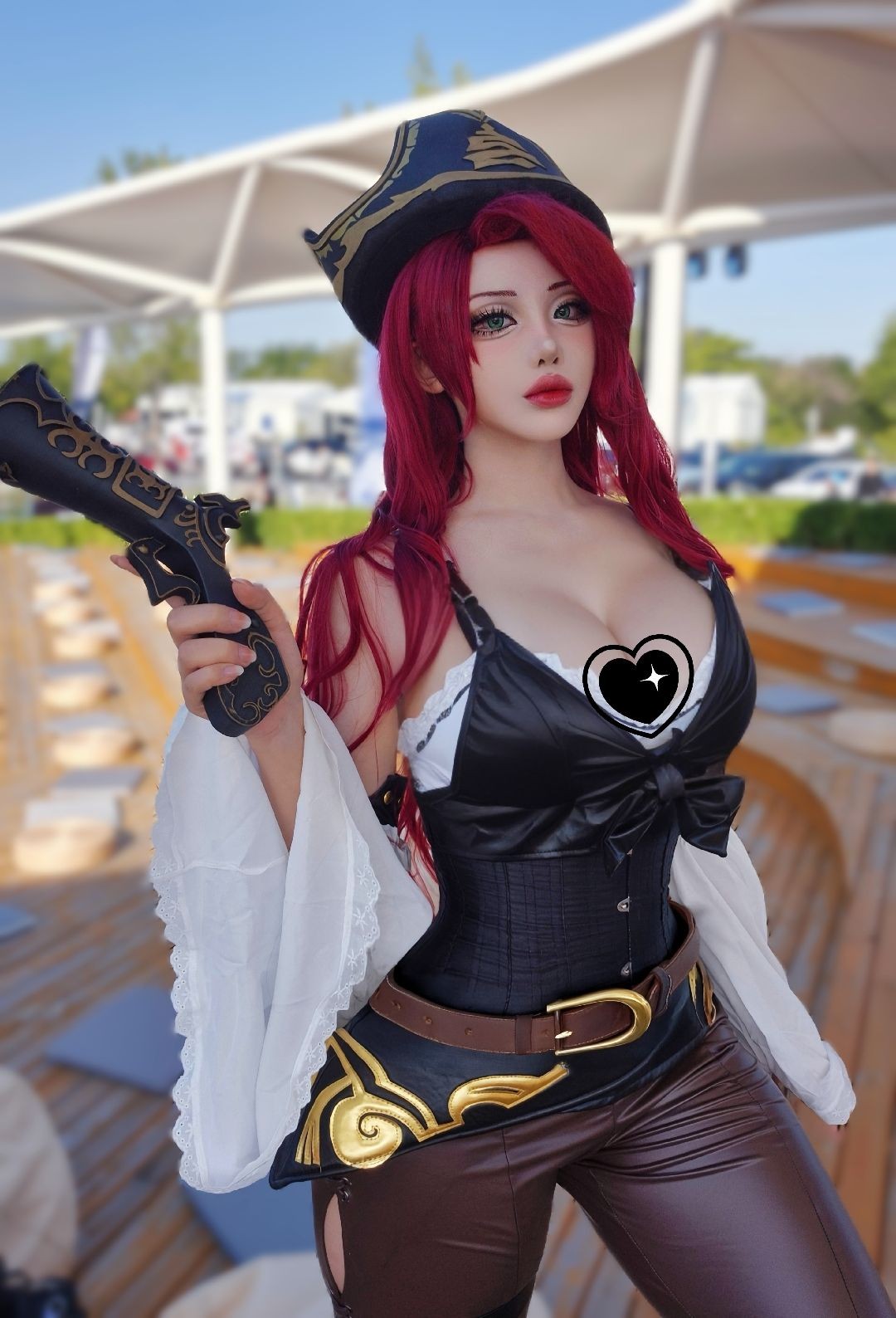 韓國知名Coser Yasal分享最新Cos美圖：《妮姬》小紅帽，《英雄聯(lián)盟》女槍，刃影姐姐