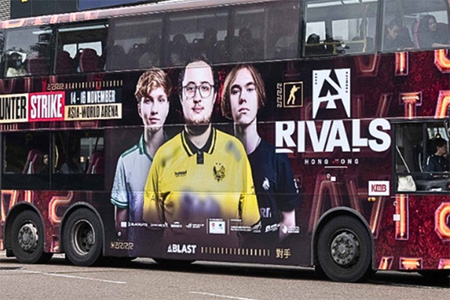BLAST巔峰賽S2涂裝大巴空降香港！m0NESY、ZywOo、donk
