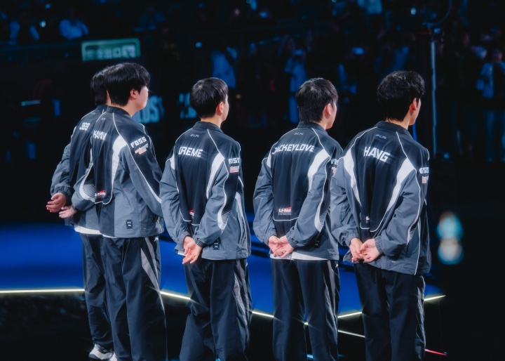 TES官博發(fā)文告別S15：很抱歉，我們糟糕的對局辜負了大家