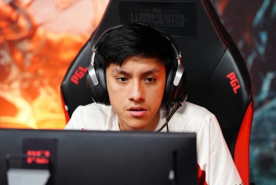 電競選手Parker坦言：渴望成為賽場焦點(diǎn)！遺憾未學(xué)英語錯