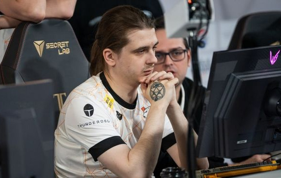 Fng盛贊Yamich與MidOne！MVP組合率MOUZ勇奪PGL瓦拉幾