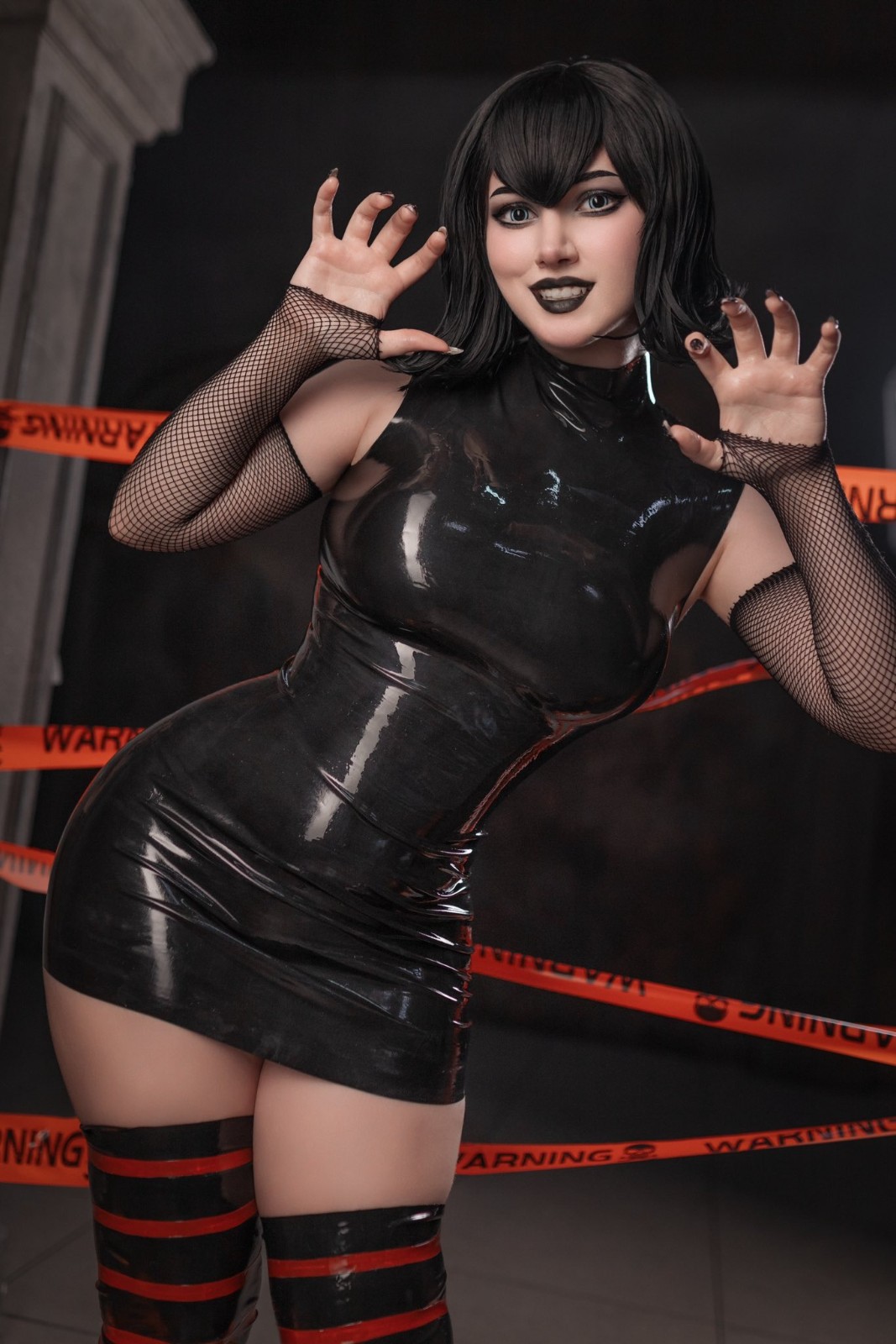 國外性感火辣美女Cos美圖：漫威爭鋒、白皇后、隱形女