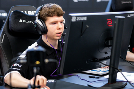 B8指揮官headtr1ck專訪：新指揮教練默契無間，豪言鎖定