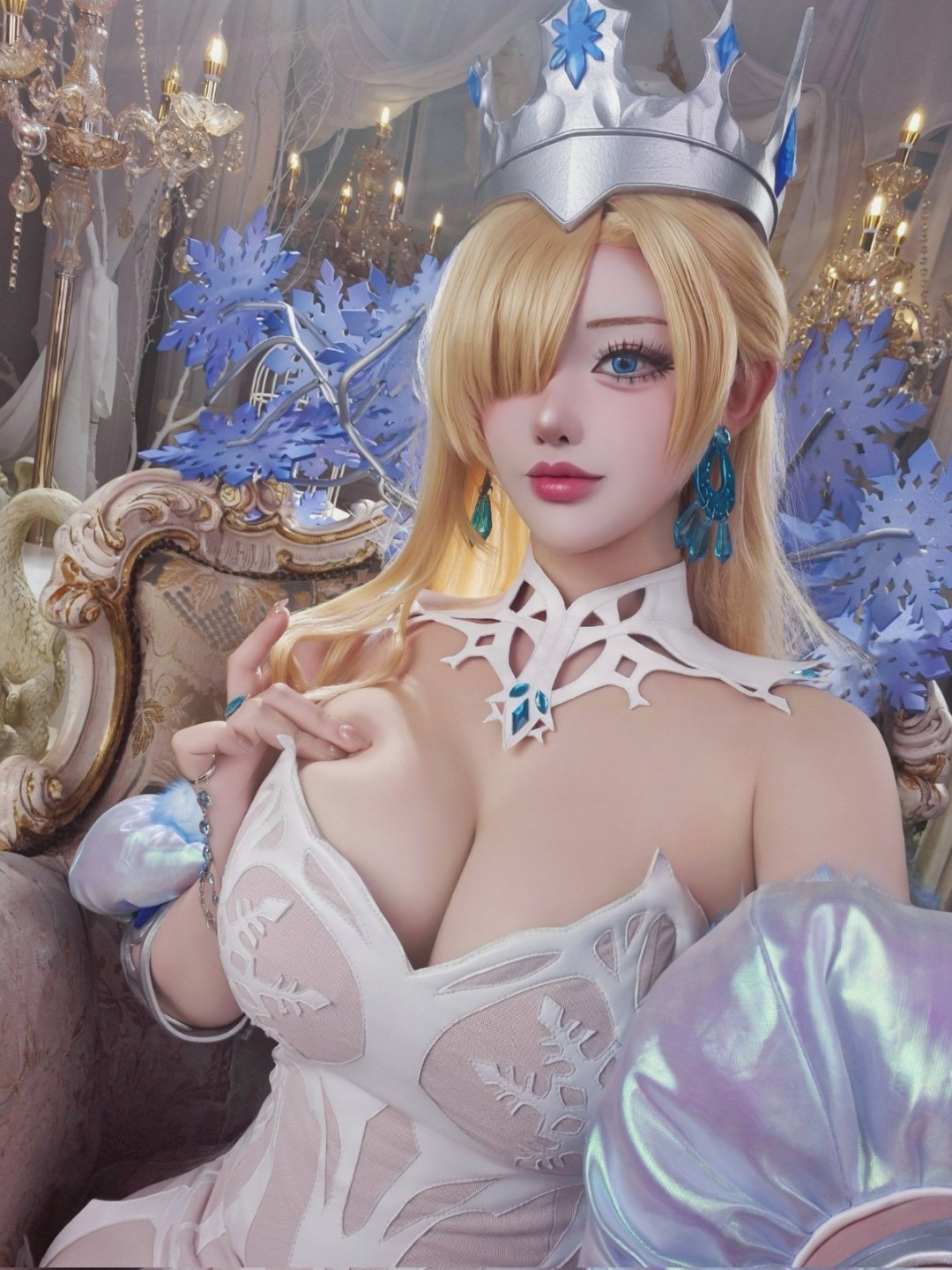 韓援Coser Yasal分享Cos《棕色塵埃2》冰雪女王最新美圖