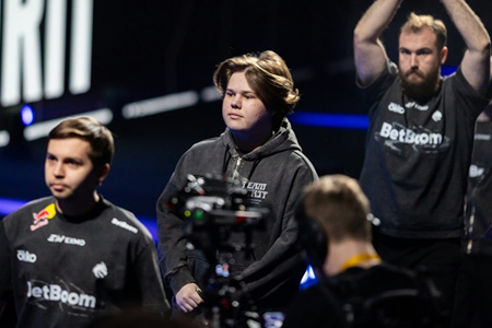 NAVI復(fù)興希望？播客熱評：心理師加持，w0nderful已成關(guān)鍵先生！