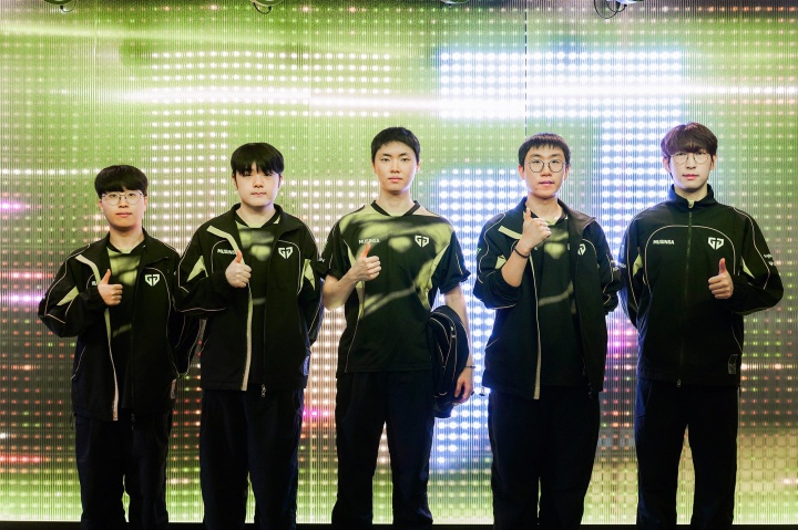 GEN戰(zhàn)勝JDG，晉級(jí)組內(nèi)賽下一輪，LCK官方發(fā)布賽前專訪